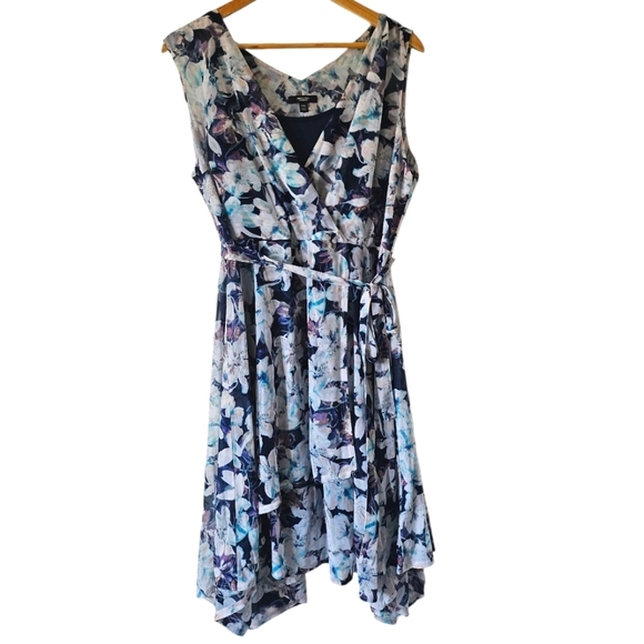 Simply Vera Vera Wang Dresses & Skirts - Simply Vera Vera Wang Floral Sleeveless Garden Party Dress, Blue, Size Petite XL